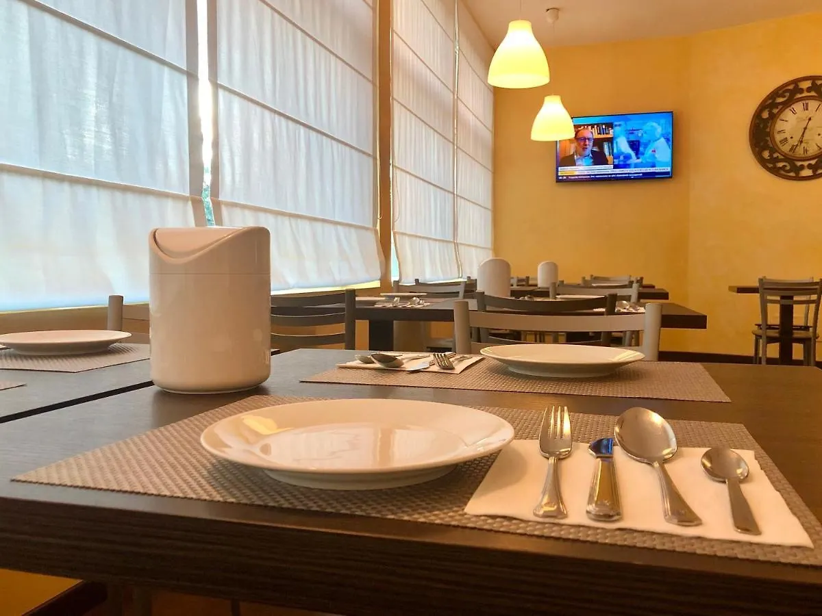 Hotel Alveri Mestre 3*,