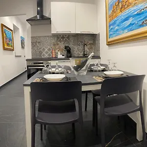Vacanze Donna Ina Apartment Palermo